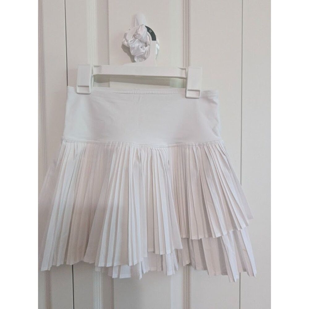 IVIVVA by Lululemon White Pleated Tiered Skort Skirt Girls 12